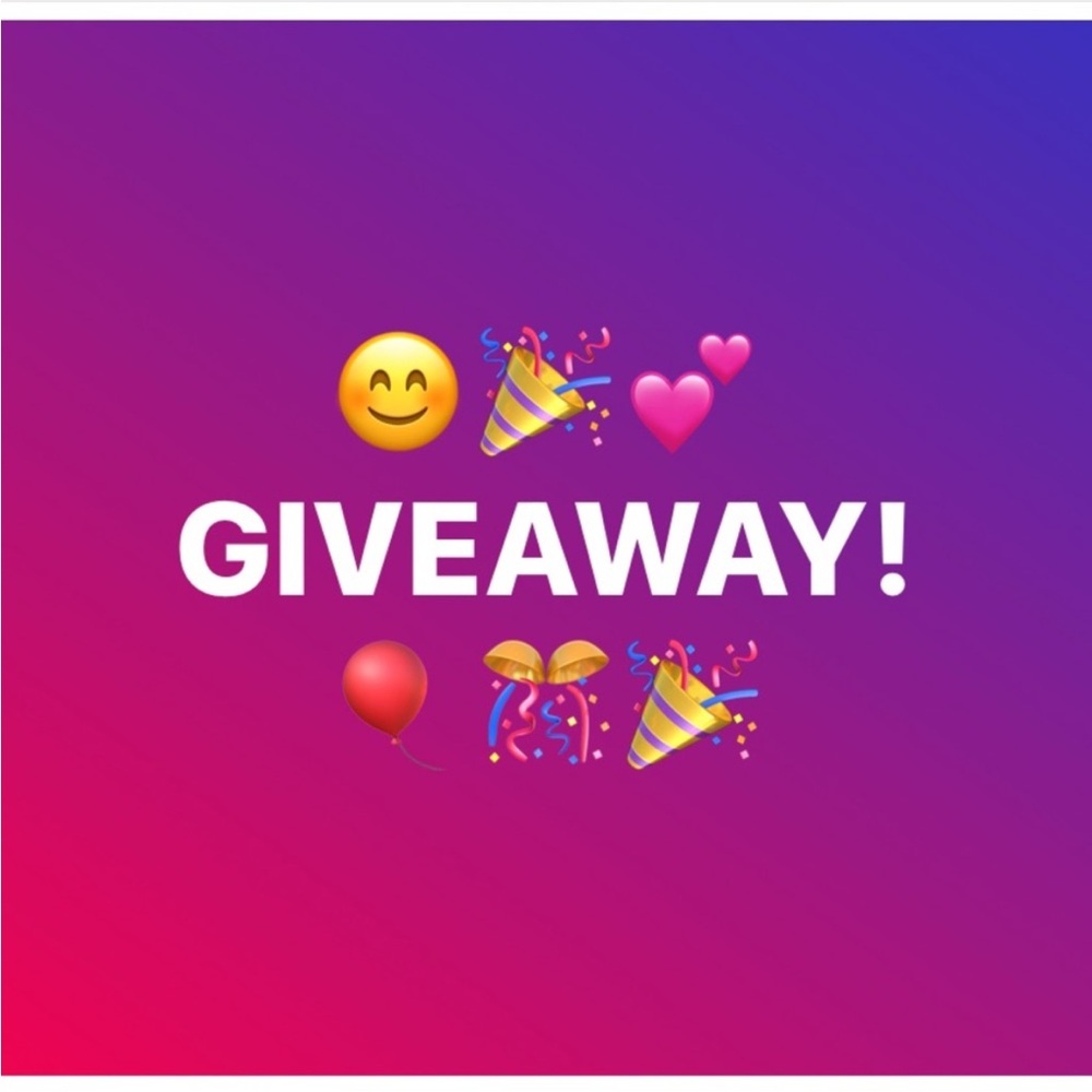 Giveaway time !!!   A gift on me